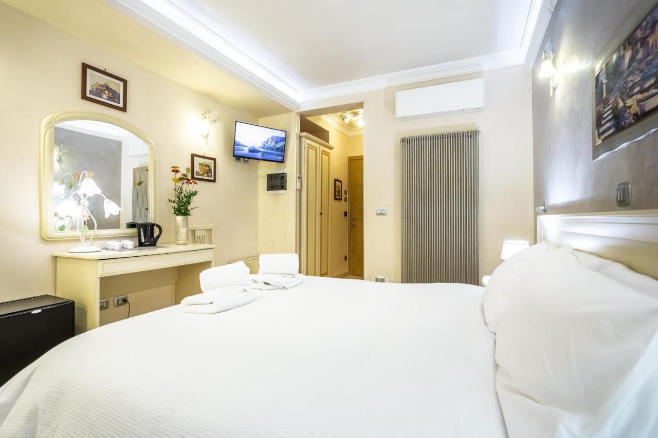 רומא Luxury Inn Opera מראה חיצוני תמונה