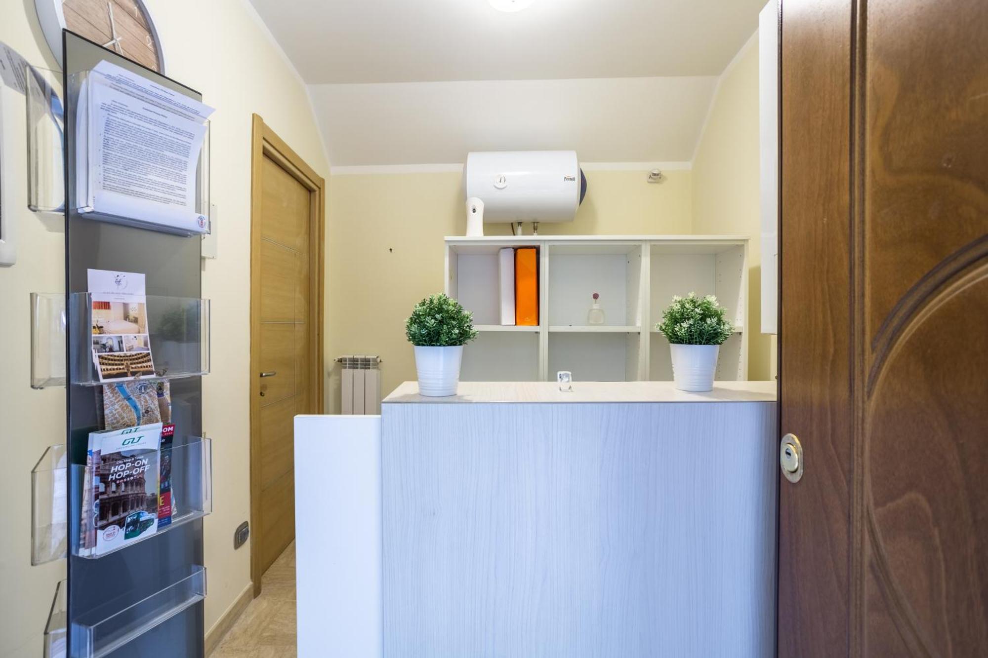 רומא Luxury Inn Opera מראה חיצוני תמונה