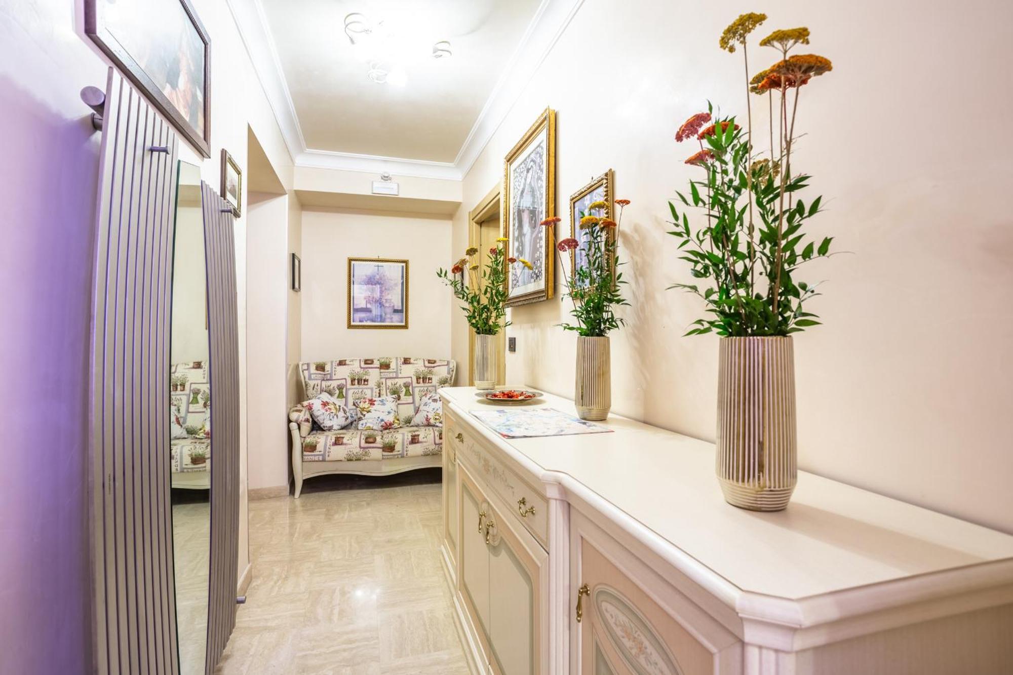 רומא Luxury Inn Opera מראה חיצוני תמונה