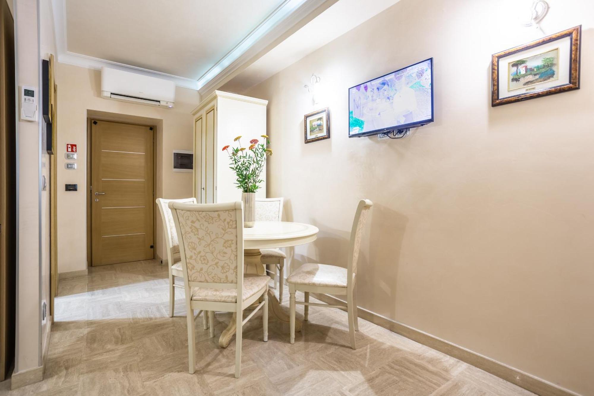 רומא Luxury Inn Opera מראה חיצוני תמונה